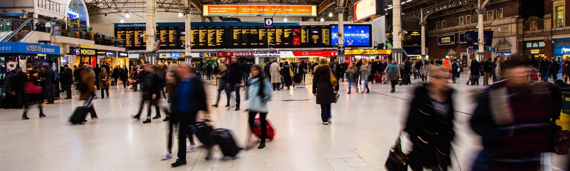 Les horaires des trains au départ et à l'arrive à la gare de Brest : départs, arrivées et retards