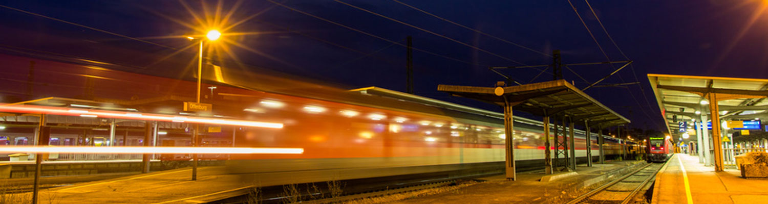 Quai de la gare de nuit